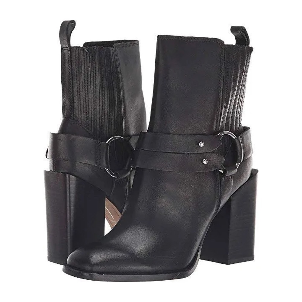 Dolce Vita Isara ankle boot